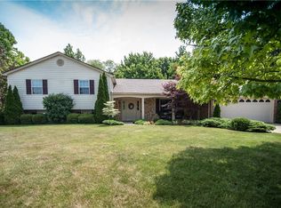 9024 S Normandy Ln, Dayton, OH 45458