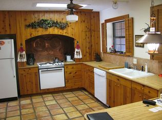 103 Cr136a, Kingsland, TX 78639