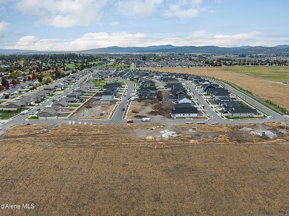 4th image of 3321 N Segar Loop