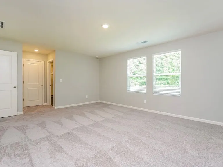 7764 Sudbury Cir — Photo 2
