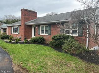 6150 Chambers Hill Rd, Harrisburg, PA