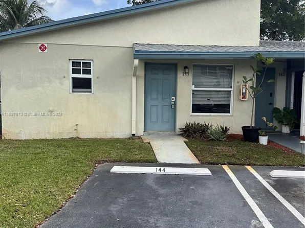3001 NW 4th Ter APT 144, Pompano Beach, FL 33064