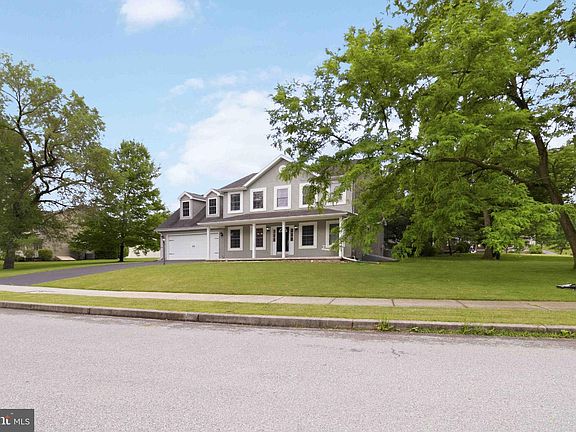 2nd image of 130 Quail Dr
