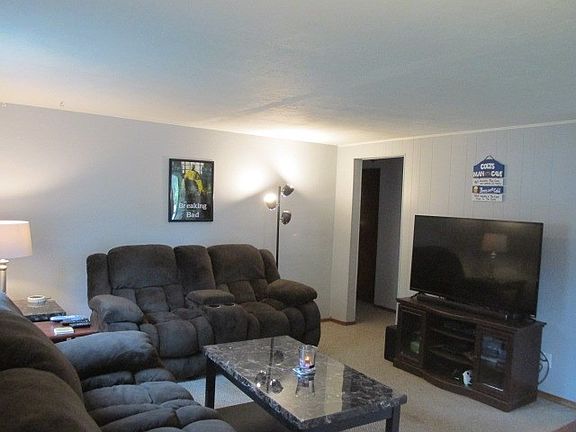 3rd image of 3505 N Cowing Park Ln