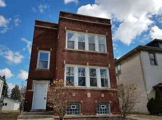 1221 Home Ave, Berwyn, IL 60402