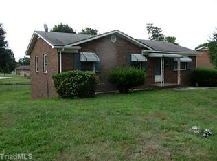 1247 Dublin Dr, Winston Salem, NC 27101