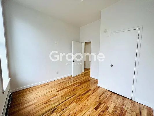 Rented by GROOME REALTY LLC | media 20