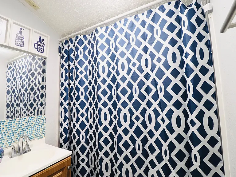 217 W Winchester St #B — Photo 6