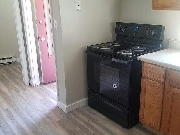5th image of 154 Hailesboro St #11