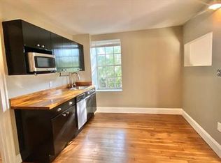 105 E Giddens Ave SUITE 8, Tampa, FL 33603
