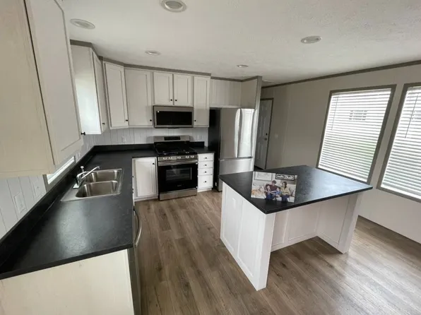 4684 N State Road 25 #21, Rochester, IN 46975