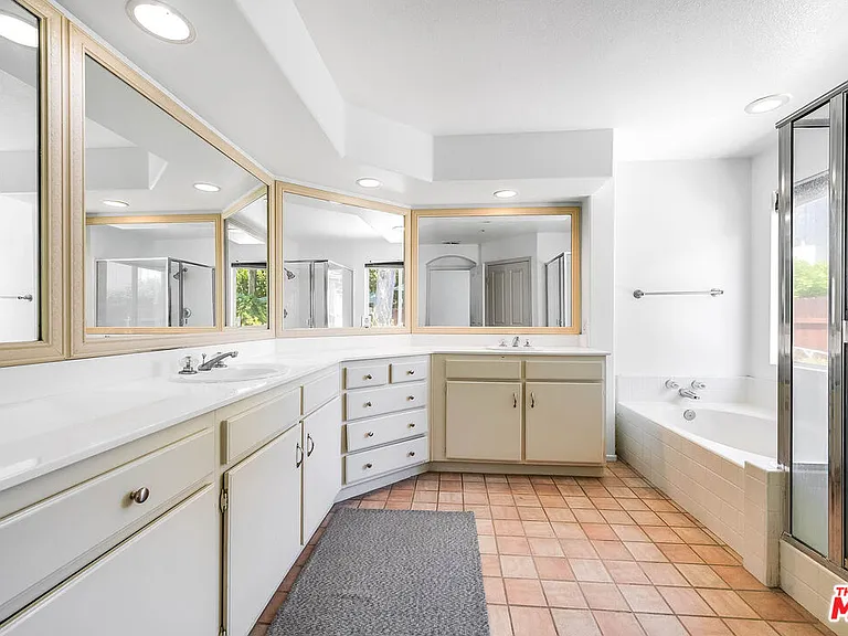 10645 Chiquita St — Photo 22