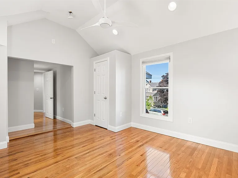 334 E Squantum St — Photo 30
