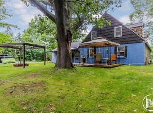1311 S Ferry St, Grand Haven, MI 49417