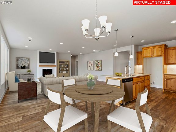 5th image of 615 W 8th St