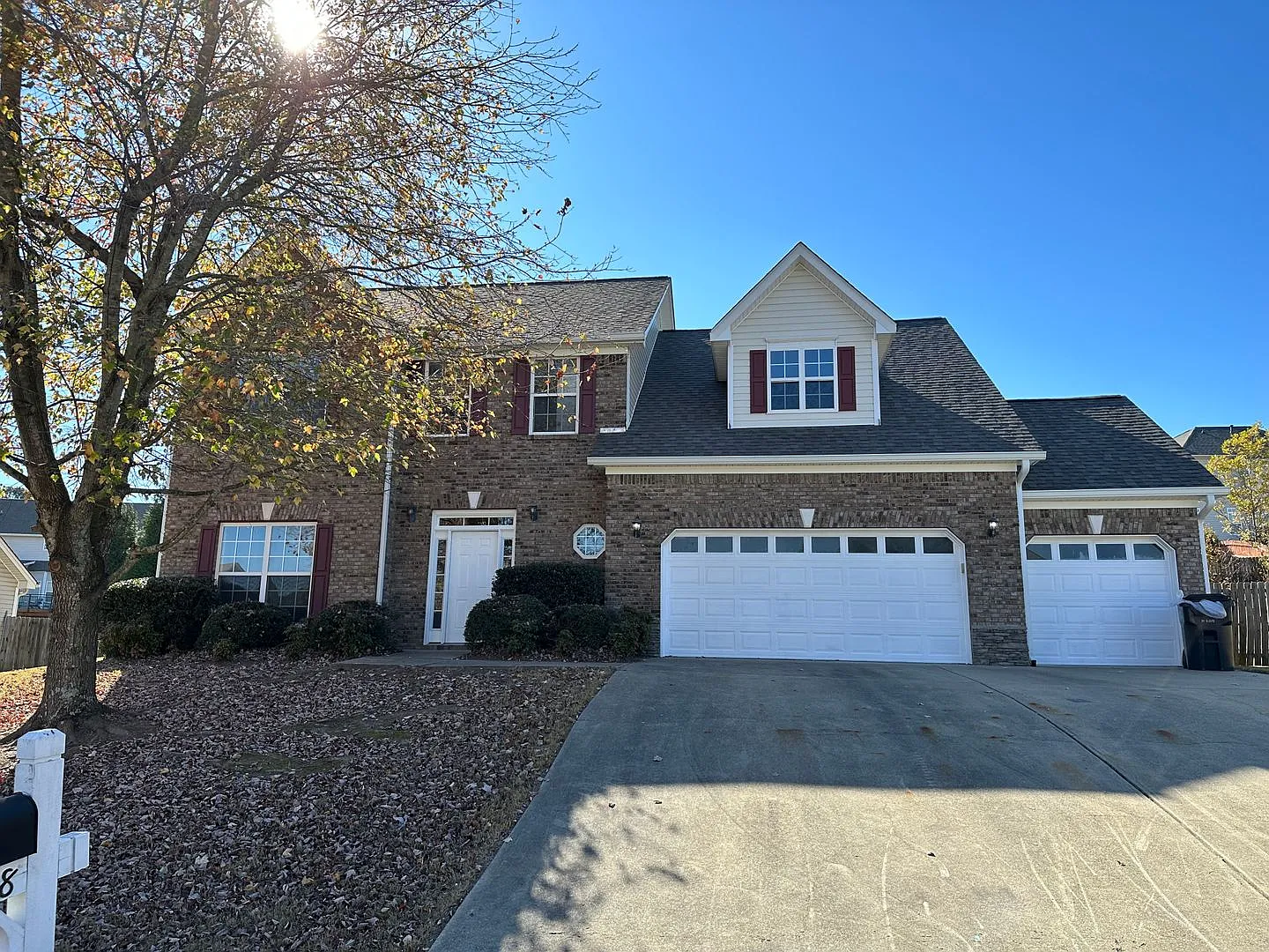 1088 Fountain Lakes Ct photo 1