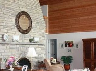 412 Plymouth Beach Rd, Indian River, MI 49749