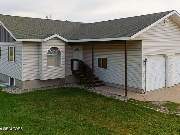 3rd image of 270 A St
