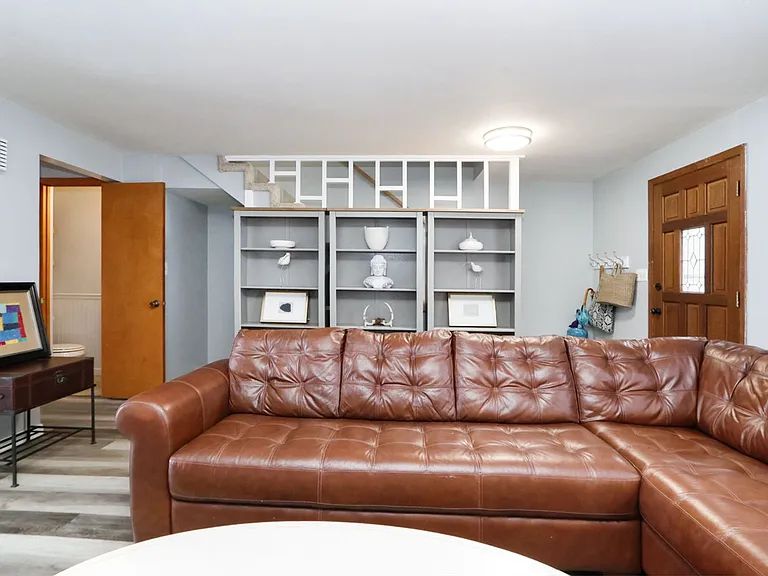 411 Timberwick Pl — Photo 7