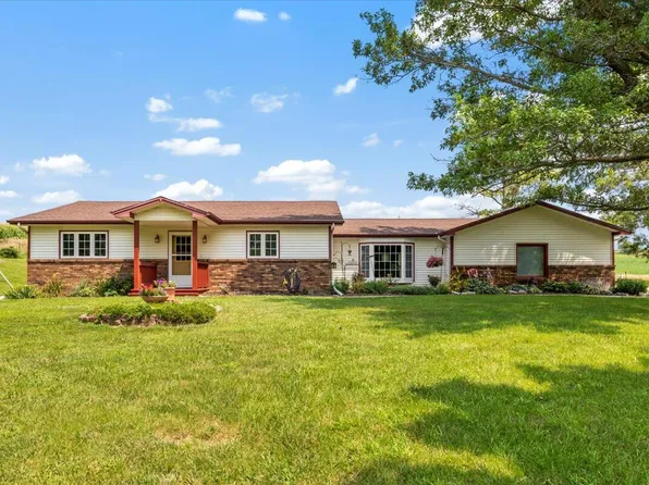 52397 350th St, Henderson, IA 51541