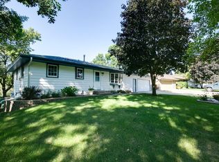 6653 Berkshire Ln N, Maple Grove, MN 55311