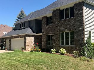 6421 Fox Path, Chanhassen, MN 55317