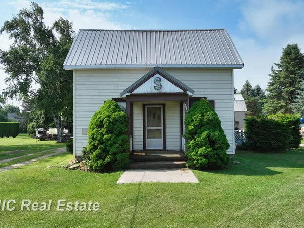 1878 Agnes St, Ubly, MI 48475