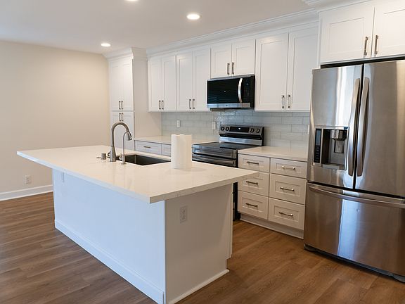 5th image of 2284 Juniper Rd