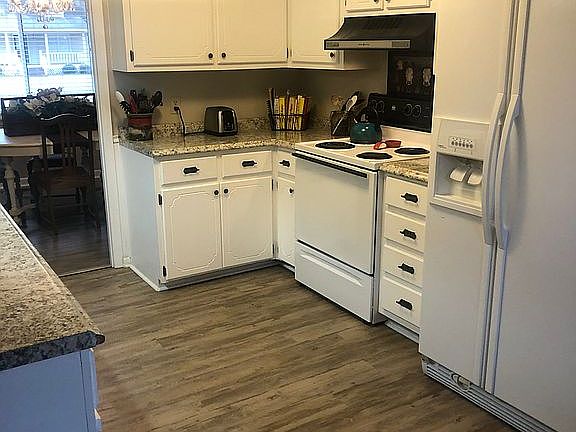 2nd image of 1015 Ponderosa Ln