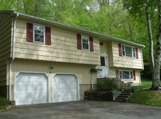 80 Pinewood Trl, Trumbull, CT 06611