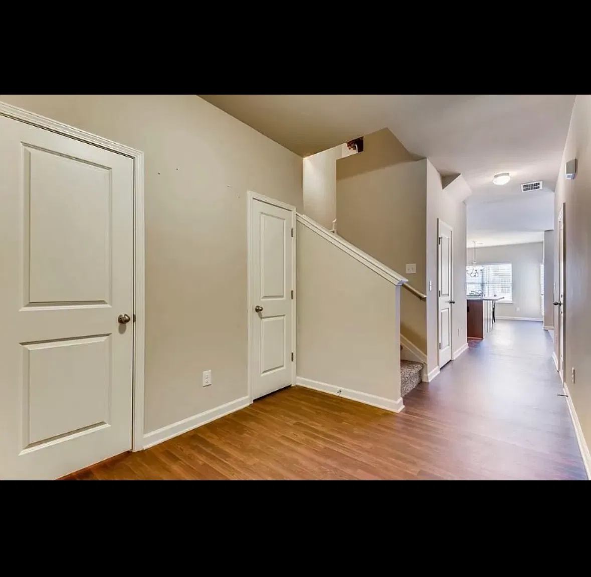 3 bed, 1784 sqft, $1,925 — Photo 3