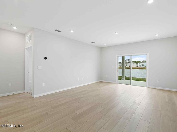 5th image of 14840 MACADEMIA Lane