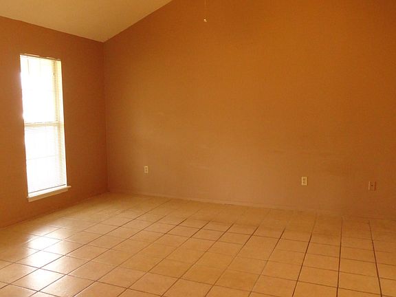 2nd image of 10405 Carrington Dr