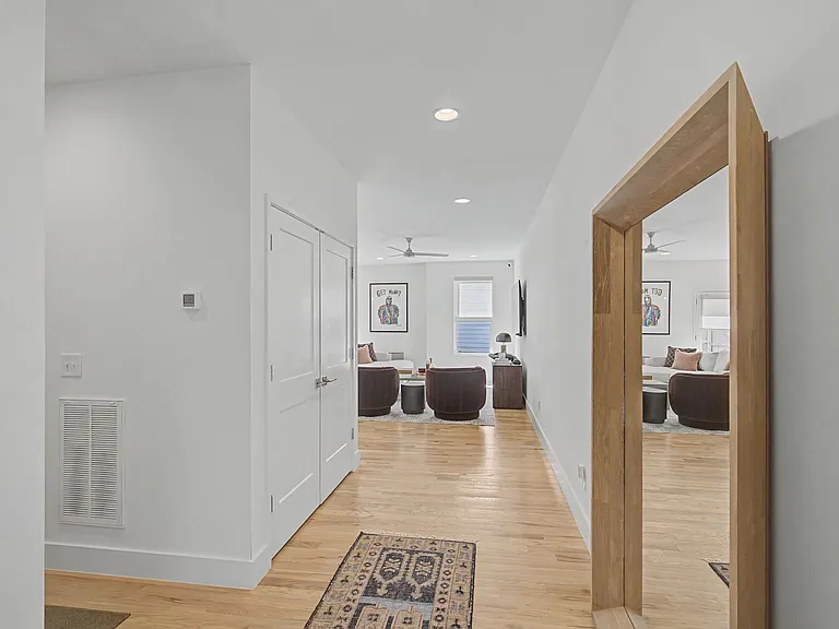 206 Ben Allen Rd #4 — Photo 4