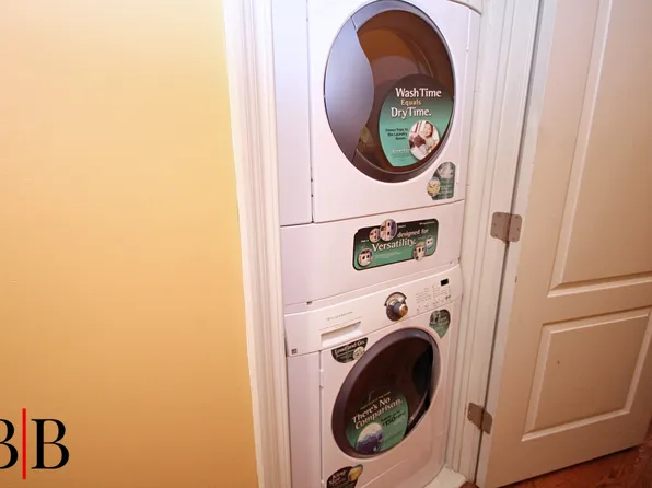 1674 East 22nd Street image 10 of 24