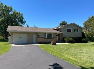 763 McCutcheon Rd, Hudson, WI 54016