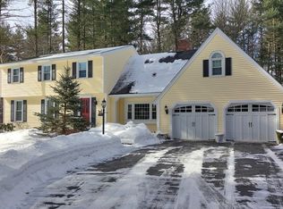 13 Woodmeadow Dr, Salem, NH 03079