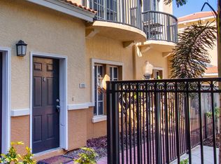 135 Grand Beach Pl UNIT 135, Tampa, FL 33609
