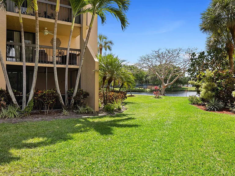 750 Egret Cir #6210 — Photo 35
