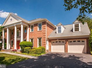 11137 Willowbrook Dr, Potomac, MD 20854