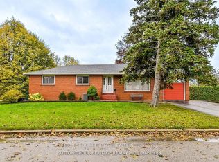 40 Hills Rd, Ajax, ON L1S 2W4