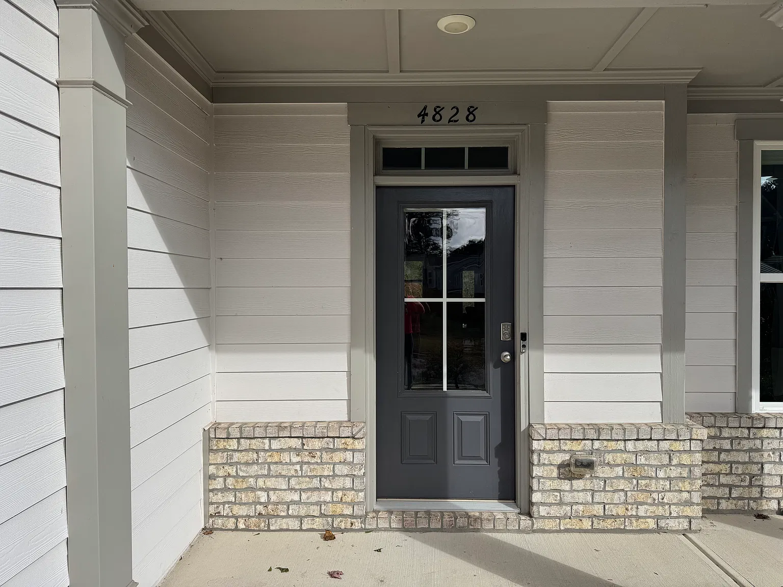 4 bed, 2850 sqft, $3,400 — Photo 4