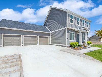 402 SW Prairie Trail Pkwy, Ankeny, IA, 50023