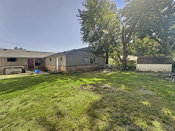 5th image of 503 Joe Carroll St