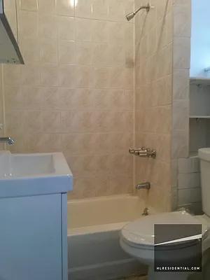Rented by Highline Residential | media 28