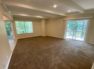 2 Bed 2 Bath, LARGE Creek Side Apartment Near Downtown Lafayette!, Lafayette, CA 94549