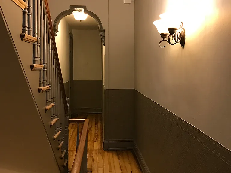 365 Onderdonk Ave #3L — Photo 7
