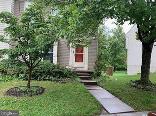 43183 Gatwick Sq, Ashburn, VA 20147