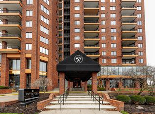 155 W Main St APT 1703, Columbus, OH 43215