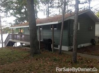 4619 Lakeshore Dr, Gladwin, MI 48624